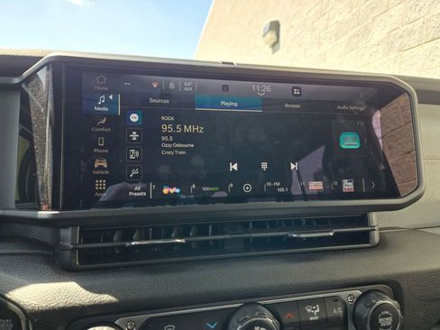 Used 2025 Jeep Wrangler Unlimited Sport S 4xe AWD/4WD image 23