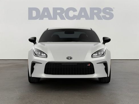 New 2026 Toyota GR86 RWD image 2