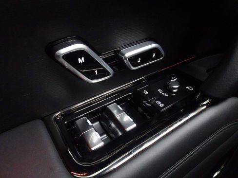 Certified 2025 Land Rover Range Rover Sport Dynamic SE image 31