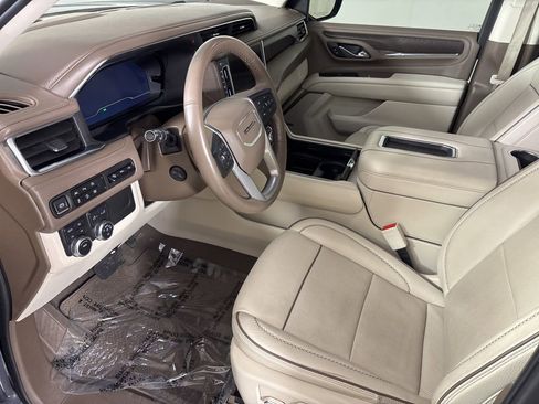 Used 2023 GMC Yukon Denali AWD/4WD image 19