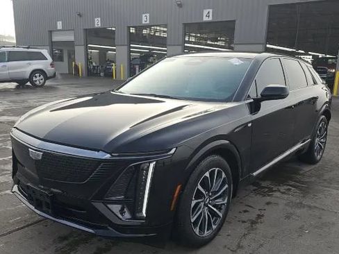 Used 2024 Cadillac Lyriq Sport w/ LPO, Floor Liner Package RWD image 3