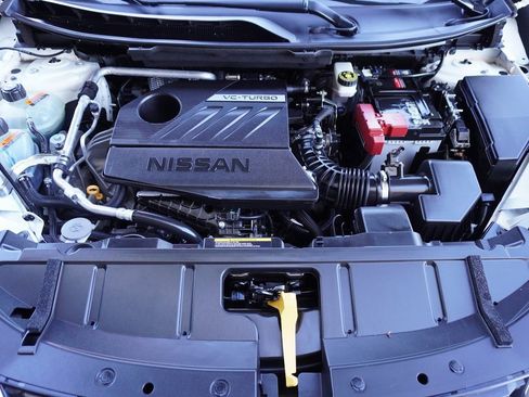 Used 2023 Nissan Rogue S image 22