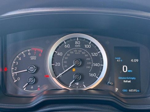 Used 2021 Toyota Corolla LE w/ Carpet Mat Package (TMS) image 22