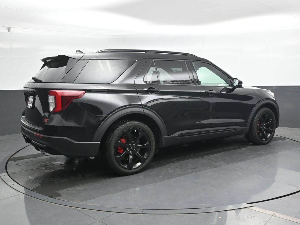 Used 2020 Ford Explorer ST w/ ST Street Pack AWD/4WD image 2