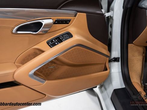 Used 2015 Porsche 911 4 Cabriolet image 17