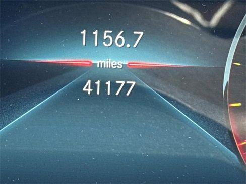 Used 2022 Mercedes-Benz GLS 450 4MATIC image 31