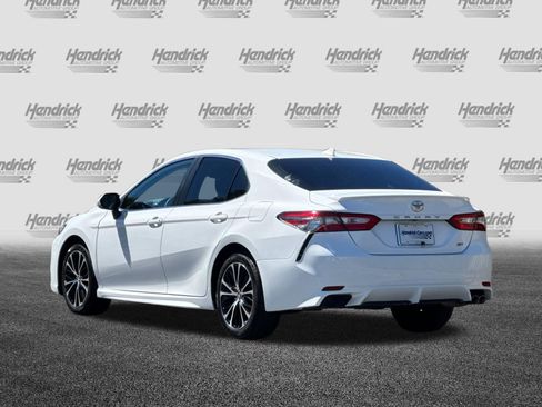 Used 2019 Toyota Camry SE FWD image 7