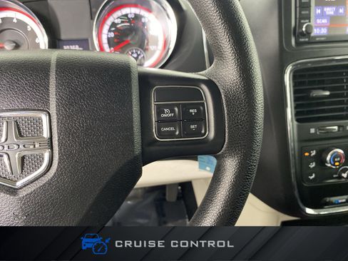 Used 2019 Dodge Grand Caravan SE w/ UConnect Hands-Free Group FWD image 22