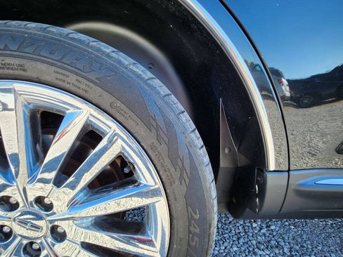 Used 2013 Lincoln MKX AWD image 13