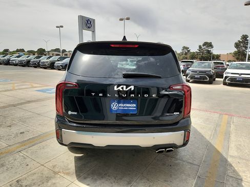 Used 2025 Kia Telluride S AWD/4WD image 6