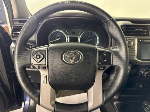 Used 2016 Toyota 4Runner SR5 Premium AWD/4WD image 18