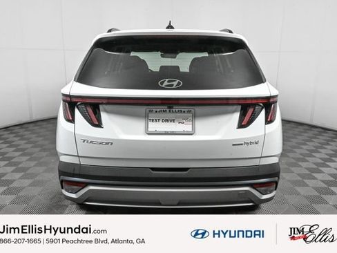 Certified 2025 Hyundai Tucson SEL image 9