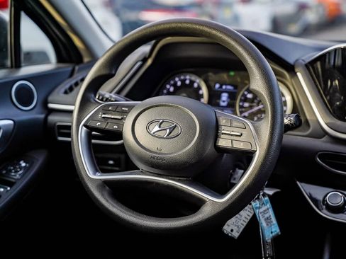 Certified 2023 Hyundai Sonata SE w/ Cargo Package image 15