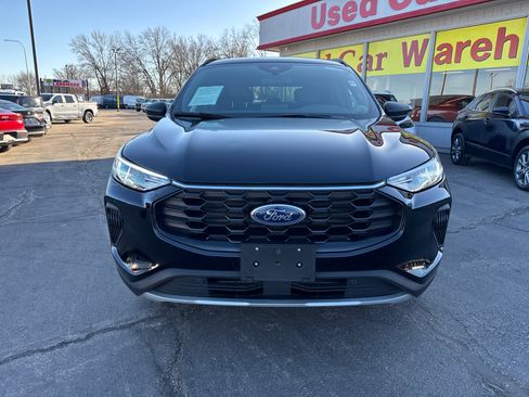 Used 2025 Ford Escape ST-Line image 2