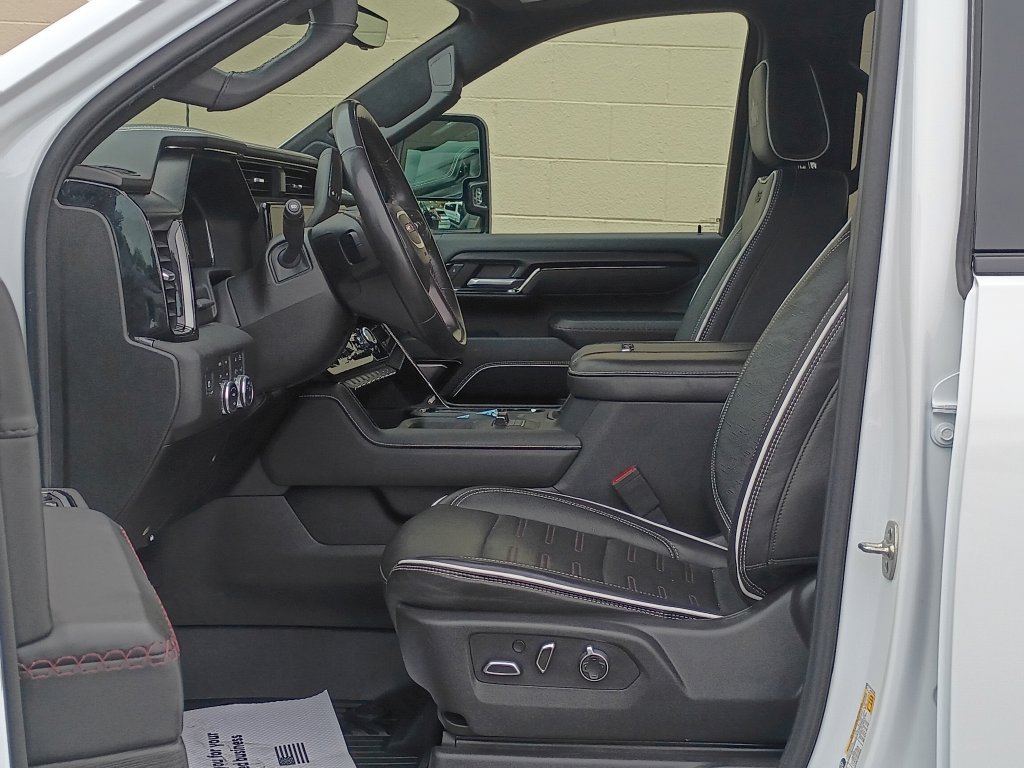 Used 2025 GMC Sierra 2500 AT4X w/ AT4X AEV Edition AWD/4WD image 16