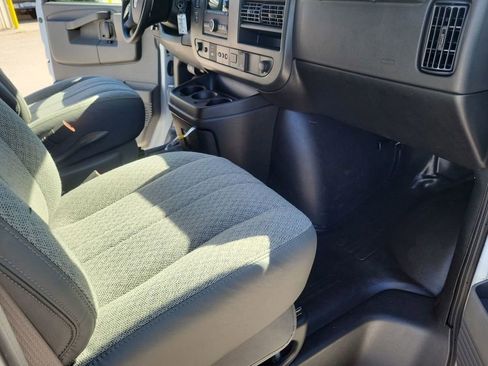 New 2025 GMC Savana 2500 LS w/ Driver Convenience Package image 24