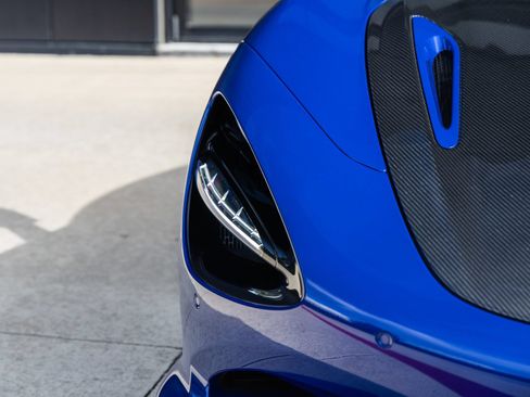 Used 2026 McLaren 750S RWD image 21