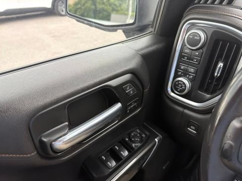Used 2020 GMC Sierra 1500 AT4 w/ AT4 Premium Package AWD/4WD image 19