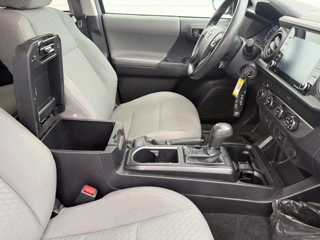 Used 2020 Toyota Tacoma SR AWD/4WD image 16