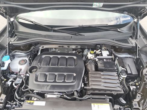 Certified 2025 Volkswagen Tiguan S AWD/4WD image 27