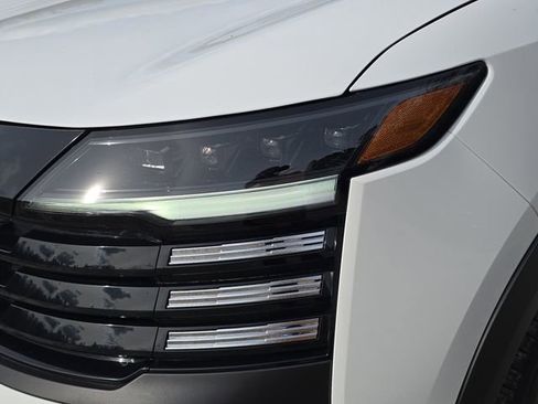 New 2026 Nissan Kicks SV w/ SV Premium Package image 10