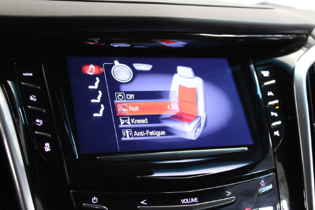 Used 2020 Cadillac Escalade Platinum AWD/4WD image 19
