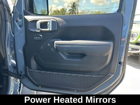 Used 2024 Jeep Wrangler Willys image 28