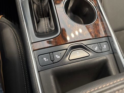 Used 2014 Chevrolet Impala LT image 36