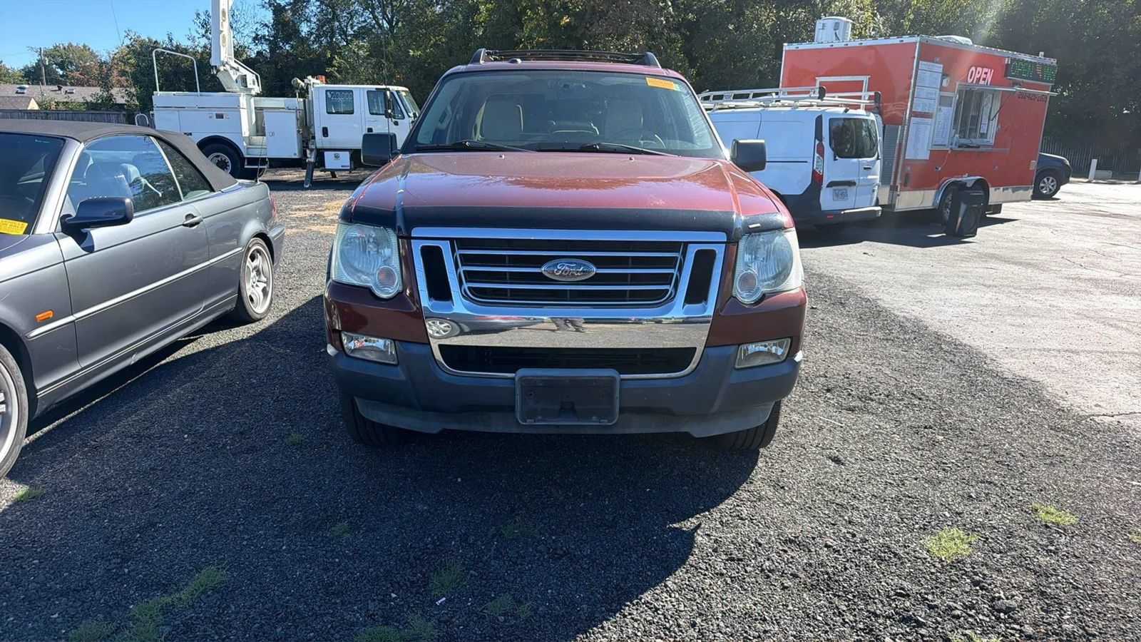 Used 2010 Ford Explorer Sport Trac XLT AWD/4WD image 3