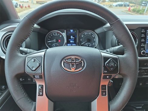 Used 2023 Toyota Tacoma Limited image 21