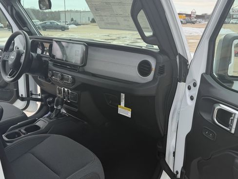 New 2026 Jeep Gladiator Sport AWD/4WD image 26