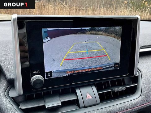 Used 2024 Toyota RAV4 SE w/ Weather & Moonroof Package image 29