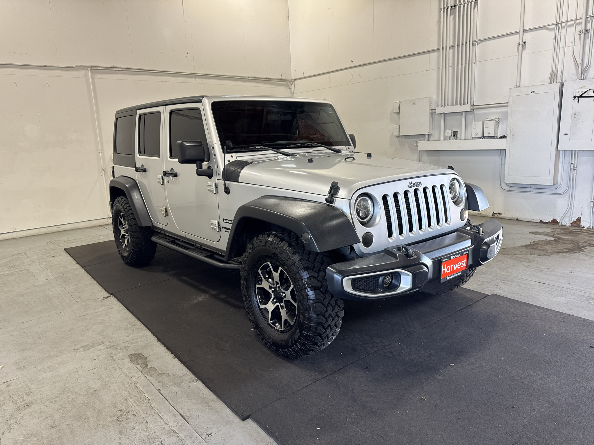Used 2012 Jeep Wrangler Unlimited Sport AWD/4WD image 1