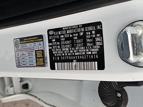 Used 2017 Kia Sorento FWD image 37