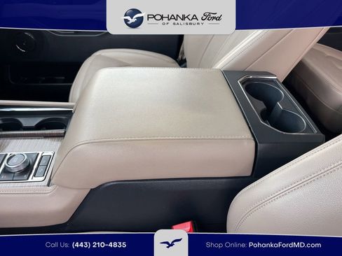 Certified 2024 Ford Expedition Limited image 14