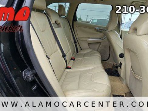 Used 2011 Volvo XC60 3.2 R-Design FWD image 19