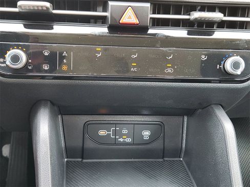 New 2026 Kia Sportage LX image 14