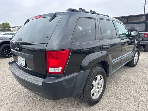 Used 2009 Jeep Grand Cherokee Laredo RWD image 5