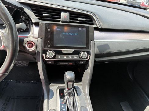 Used 2018 Honda Civic EX-T image 11