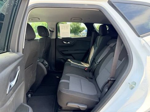 Certified 2025 Chevrolet Blazer LT AWD/4WD image 8