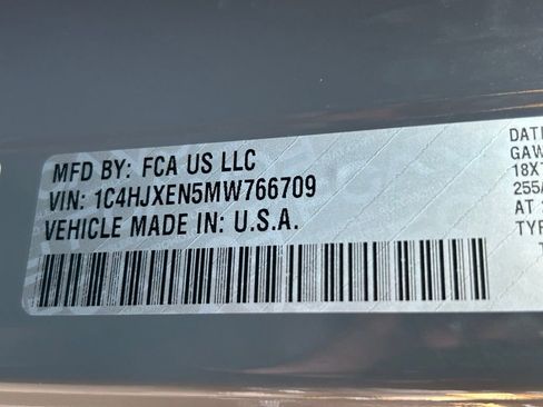 Certified 2021 Jeep Wrangler Unlimited Sahara image 38