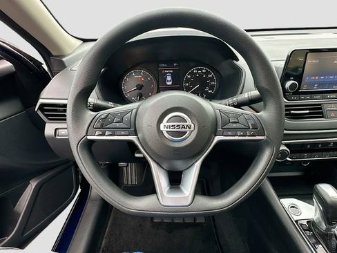 Used 2021 Nissan Altima 2.5 S w/ Driver Assist Package image 12