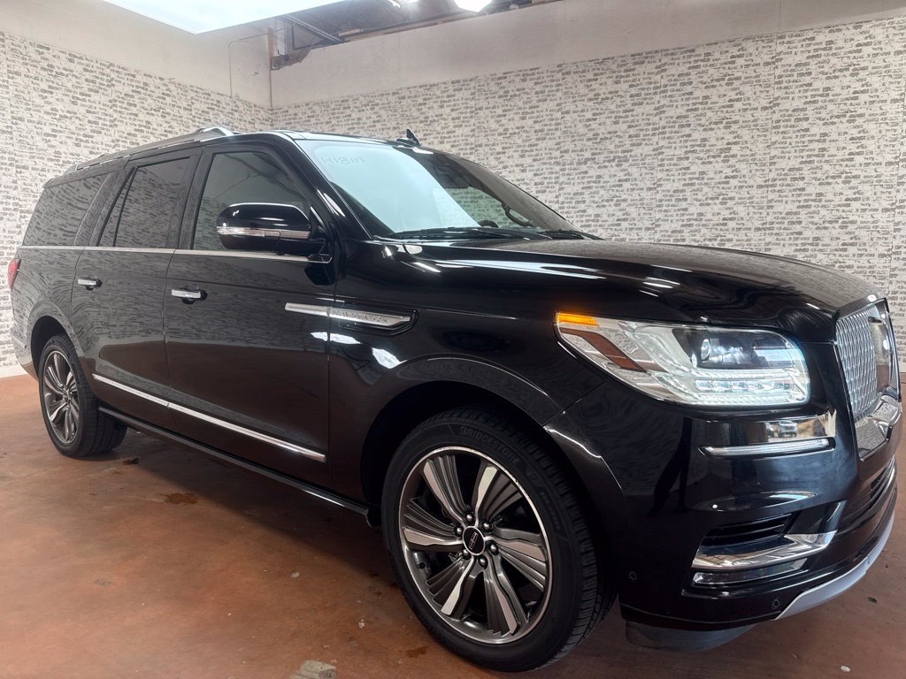 Used 2019 Lincoln Navigator L Reserve w/ Cargo Package AWD/4WD image 1