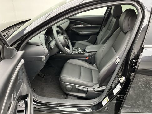 New 2025 MAZDA CX-30 AWD 2.5 S w/ Select Sport Pkg image 3