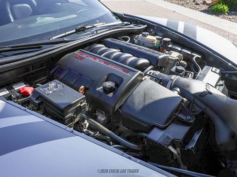 Used 2010 Chevrolet Corvette Coupe w/ 1LT RWD image 18