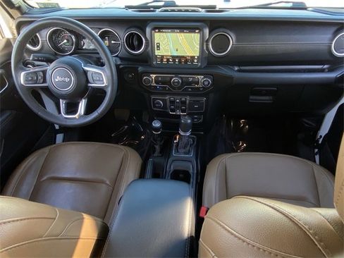 Used 2023 Jeep Wrangler Unlimited Sahara image 24