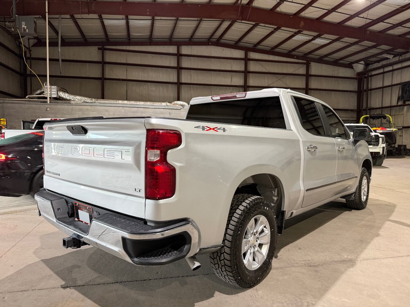 Used 2021 Chevrolet Silverado 1500 LT AWD/4WD image 5