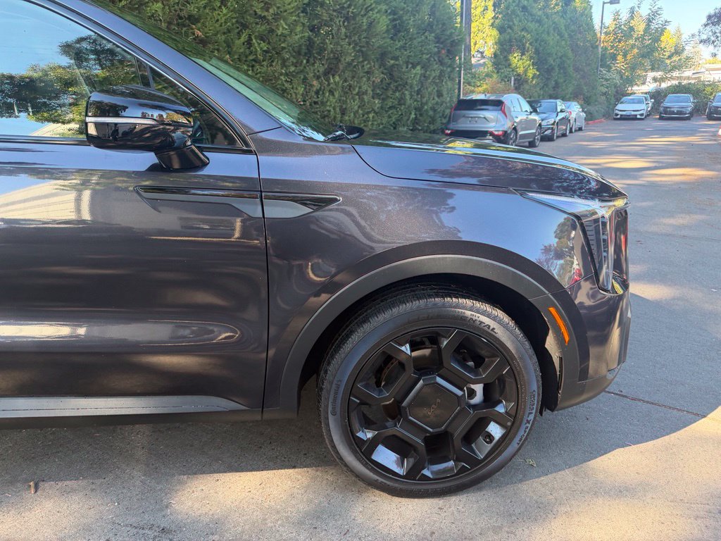 Used 2025 Kia Sorento X-Line EX AWD/4WD image 3