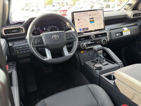 New 2026 Toyota 4Runner Limited AWD/4WD image 18
