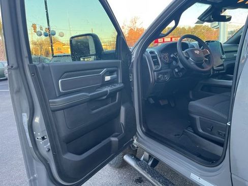 New 2026 RAM 2500 Big Horn AWD/4WD image 4